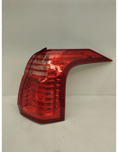 Recambio de piloto trasero derecho para peugeot 5008 (0u_, 0e_) 1.6 16v referencia OEM IAM 9672666680  