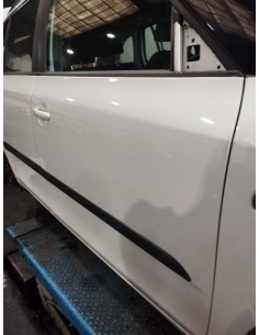 Recambio de puerta delantera derecha para skoda fabia combi (5j5) 1.6 tdi referencia OEM IAM 5J6831056 COLOR BLANCO  2