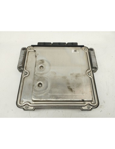 Recambio de centralita motor uce para renault laguna iii dynamique tomtom referencia OEM IAM 8201119647  