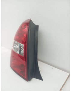 Recambio de piloto trasero izquierdo para kia cerato i sedán (ld) 2.0 crdi referencia OEM IAM 924012F210   2
