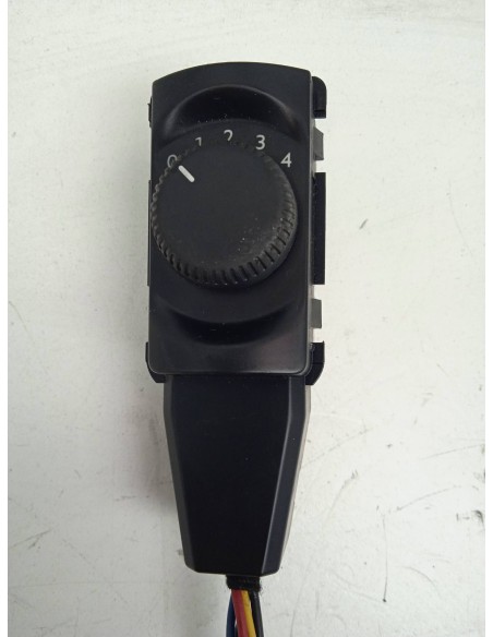 Recambio de mando climatizador para peugeot 5008 active referencia OEM IAM 96846886XT  