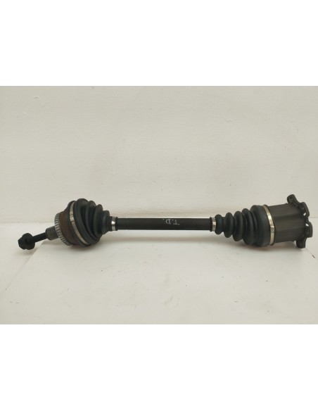 Recambio de transmision delantera derecha para audi a6 c5 (4b2, 4b4) 2.4 referencia OEM IAM 4B3407271G  