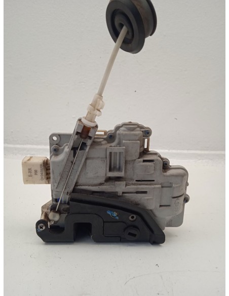 Recambio de cerradura puerta trasera derecha para seat exeo (3r2) 2.0 tdi referencia OEM IAM 8E0839016AA  