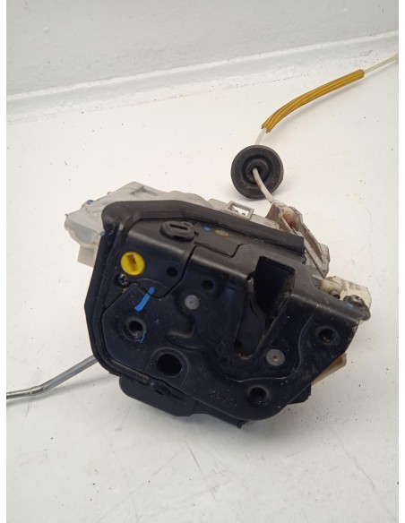 Recambio de cerradura puerta trasera izquierda para seat exeo (3r2) 2.0 tdi referencia OEM IAM 8E0839015AA  