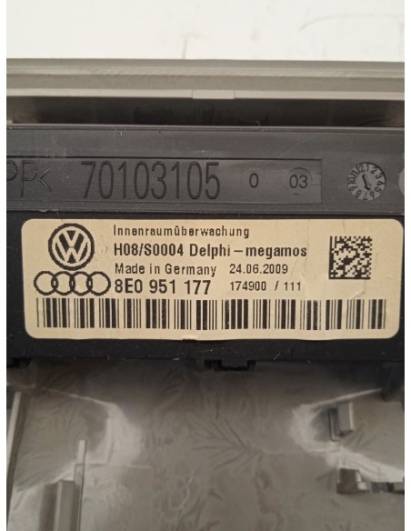 Recambio de luz interior para seat exeo (3r2) 2.0 tdi referencia OEM IAM 8E0951177  