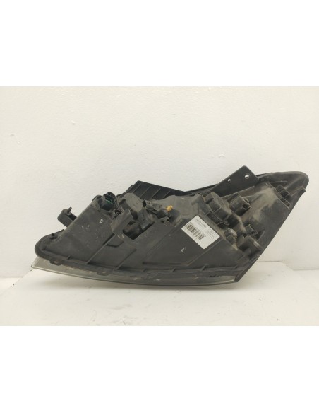 Recambio de faro derecho para kia cee´d hatchback (ed) 2.0 referencia OEM IAM 921021H500  