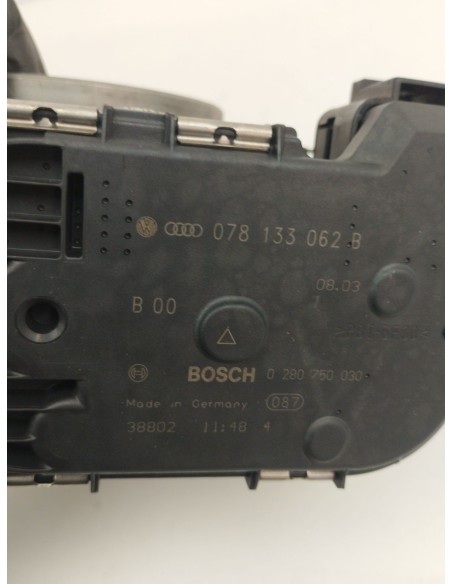 Recambio de caja mariposa para audi a6 c5 (4b2, 4b4) 2.4 referencia OEM IAM 078133062B  