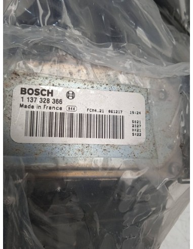 Recambio de electroventilador para volvo c30 1.8 cat referencia OEM IAM 3M5H8C607RH  