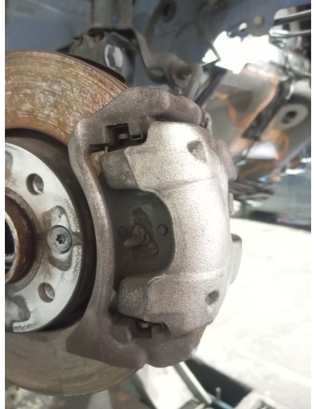 Recambio de pinza de freno delantera derecha para renault clio v (b7_) tce 90 (b7mt) referencia OEM IAM   