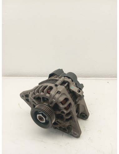 Recambio de alternador para kia cee´d hatchback (ed) 2.0 referencia OEM IAM 3730023650  