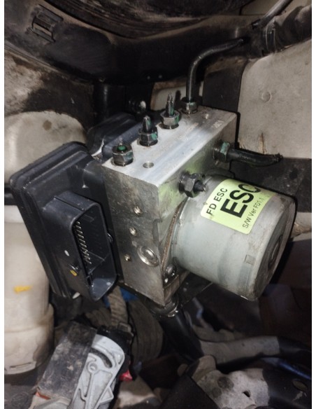 Recambio de abs para hyundai i30cw comfort referencia OEM IAM 589202L520  