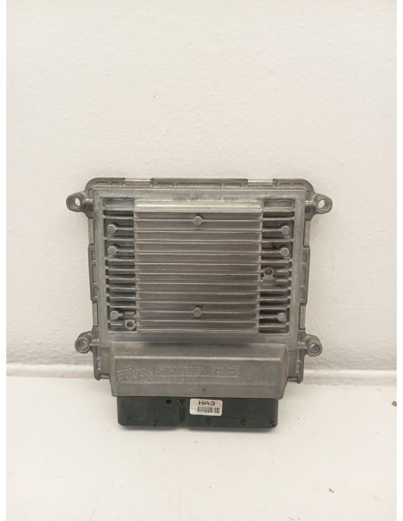 Recambio de centralita motor uce para kia cee´d hatchback (ed) 2.0 referencia OEM IAM 3914023111  