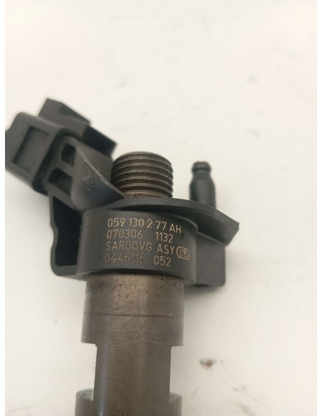 Recambio de inyector para audi a4 b7 avant (8ed) 3.0 tdi quattro referencia OEM IAM 059130277AH  