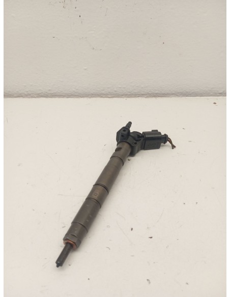 Recambio de inyector para audi a4 b7 avant (8ed) 3.0 tdi quattro referencia OEM IAM 059130277AH  