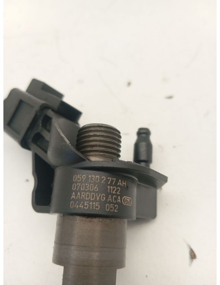 Recambio de inyector para audi a4 b7 avant (8ed) 3.0 tdi quattro referencia OEM IAM 059130277AH  