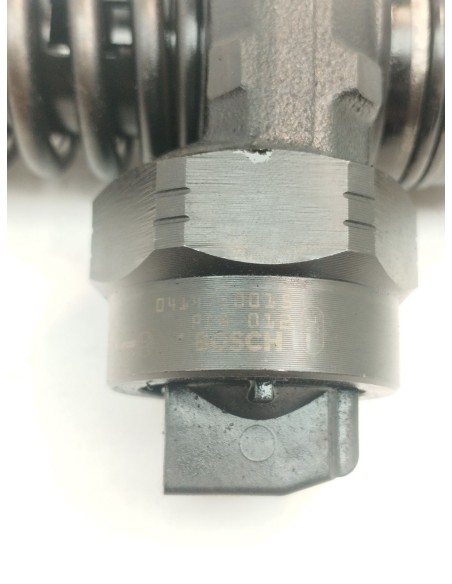 Recambio de inyector para skoda fabia i (6y2) 1.9 tdi referencia OEM IAM 038130073J  
