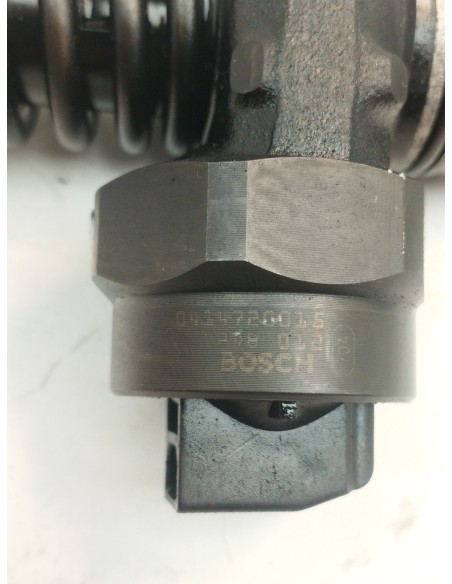 Recambio de inyector para skoda fabia i (6y2) 1.9 tdi referencia OEM IAM 038130073J  