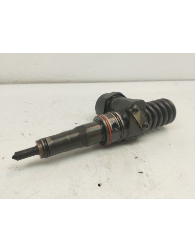 Recambio de inyector para skoda fabia i (6y2) 1.9 tdi referencia OEM IAM 038130073J  