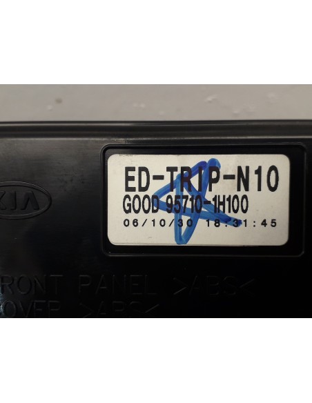 Recambio de pantalla multifuncion para kia cee´d 1.6 cat referencia OEM IAM 957101H100  