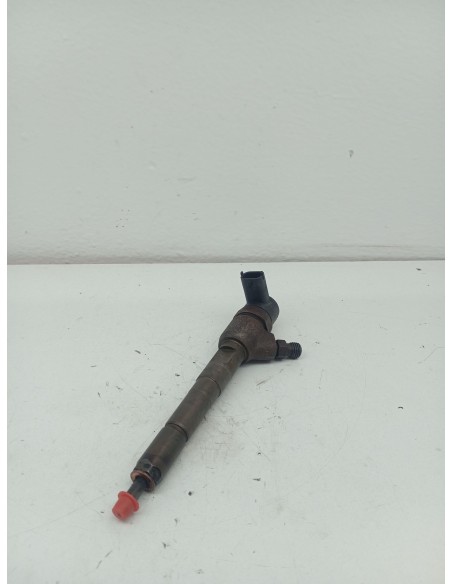 Recambio de inyector para fiat punto (188_) 1.3 jtd 16v referencia OEM IAM 0445110083  