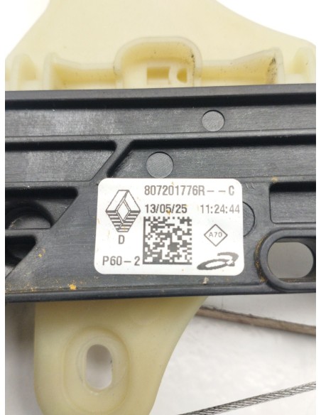Recambio de elevalunas delantero derecho para renault clio v (b7_) tce 90 (b7mt) referencia OEM IAM 807201776R  