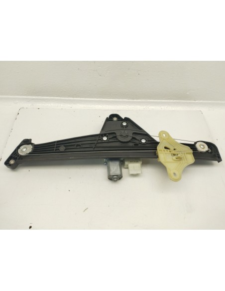 Recambio de elevalunas delantero derecho para renault clio v (b7_) tce 90 (b7mt) referencia OEM IAM 807201776R  