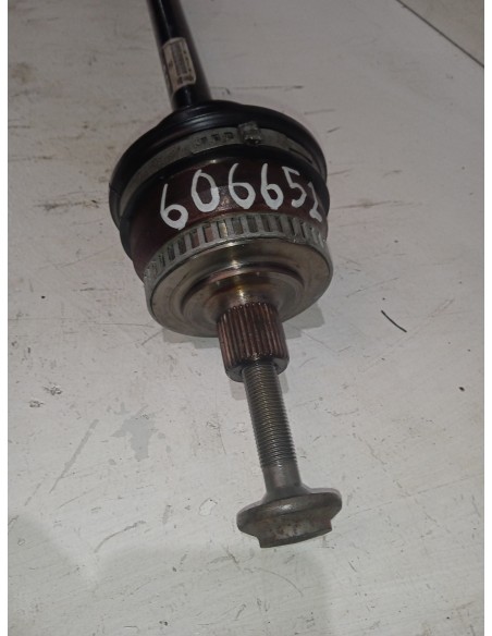Recambio de transmision trasera derecha para volkswagen passat berlina (3b3) v6 executive 4motion referencia OEM IAM 8E0501203B 