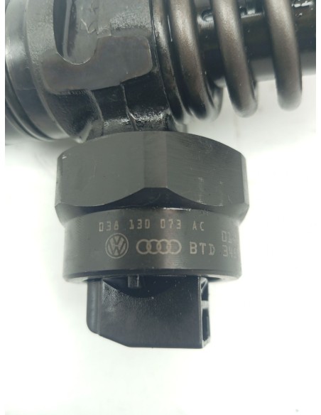 Recambio de inyector para ford galaxy i (wgr) 1.9 tdi referencia OEM IAM 038130073AC  