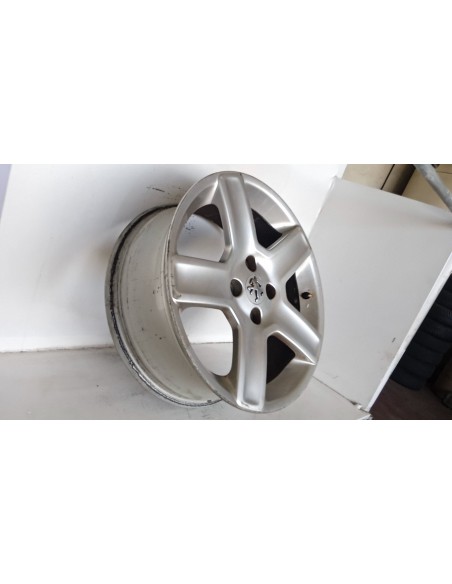 Recambio de llanta para peugeot 307 sw (3h) 2.0 hdi 135 referencia OEM IAM CHALLENGER  