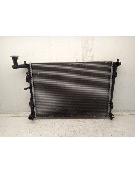 Recambio de radiador agua para kia cee´d 1.6 cat referencia OEM IAM 253102R000  