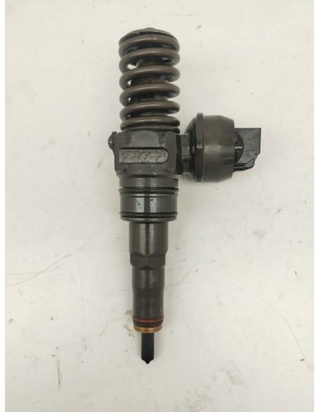 Recambio de inyector para seat cordoba (6l2) 1.9 tdi referencia OEM IAM 038130073AJ  