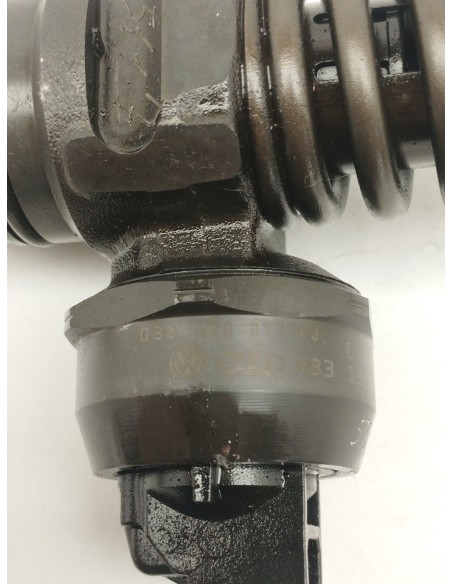Recambio de inyector para seat cordoba (6l2) 1.9 tdi referencia OEM IAM 038130073AJ  