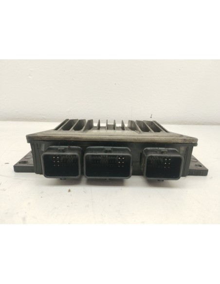 Recambio de centralita motor uce para dacia sandero (bs_) 1.5 dci referencia OEM IAM 8201002106  