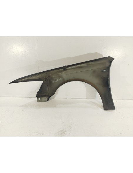 Recambio de aleta delantera derecha para audi a6 c6 (4f2) 3.0 tdi quattro referencia OEM IAM 4F0821104A  