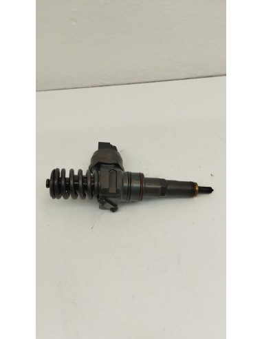 Recambio de inyector para audi a4 b6 (8e2) 1.9 tdi referencia OEM IAM 038130073AR  