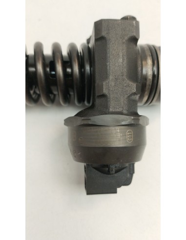 Recambio de inyector para audi a4 b6 (8e2) 1.9 tdi referencia OEM IAM 038130073AR  
