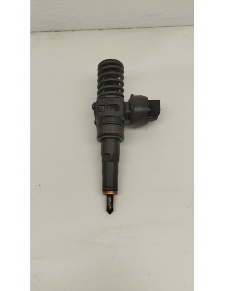 Recambio de inyector para seat ibiza iii (6l1) 1.9 tdi referencia OEM IAM 038130073AG  