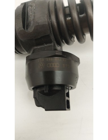 Recambio de inyector para seat ibiza iii (6l1) 1.9 tdi referencia OEM IAM 038130073AG  