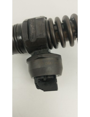Recambio de inyector para seat ibiza iii (6l1) 1.9 tdi referencia OEM IAM 038130073AG  