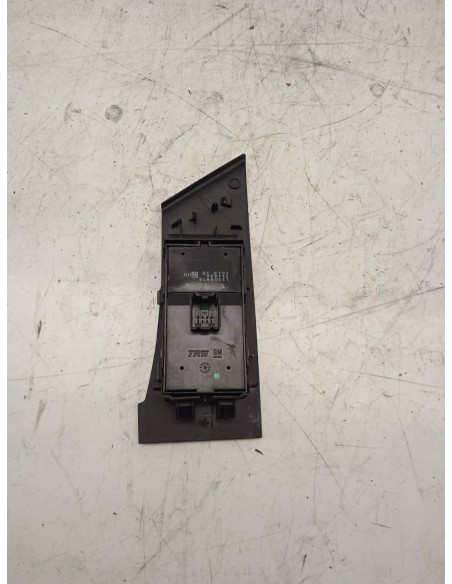 Recambio de mando elevalunas delantero izquierdo para opel astra j lim. 1.3 16v cdti referencia OEM IAM 13305978  