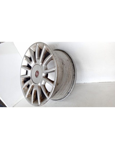 Recambio de llanta para fiat bravo ii (198_) 1.9 d multijet (198axb1a) referencia OEM IAM 735415999  