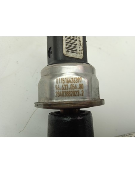 Recambio de rampa inyectora para ford mondeo lim. titanium referencia OEM IAM 9674300080  