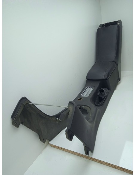 Recambio de consola central para mg mg tf 115 referencia OEM IAM FHM100250PMA  