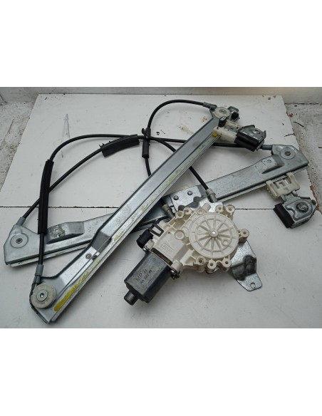 Recambio de elevalunas delantero derecho para smart forfour 1.3 cat referencia OEM IAM 0130822207  