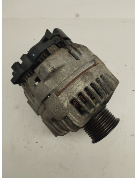 Recambio de alternador para renault twingo gt referencia OEM IAM 8200660037  
