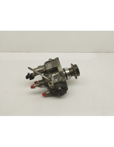 Recambio de bomba inyeccion para opel astra j lim. selective referencia OEM IAM 55495426  