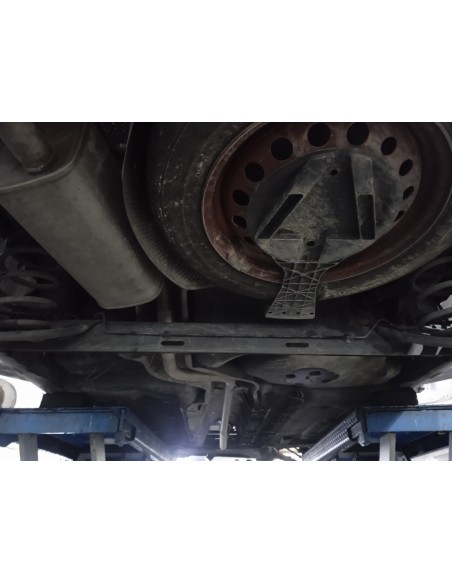Recambio de puente trasero para renault clio grandtour exception referencia OEM IAM 8200282089  