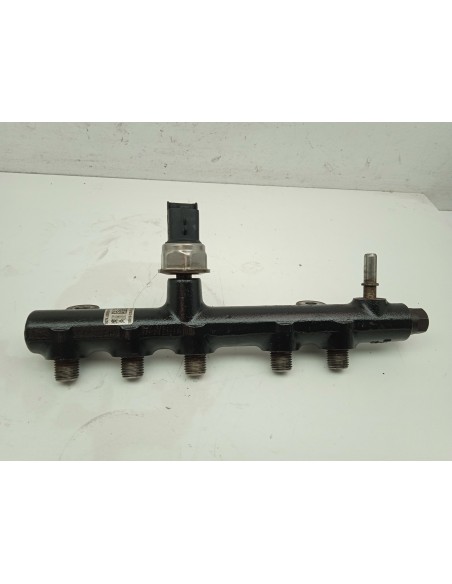 Recambio de rampa inyectora para ford mondeo lim. titanium referencia OEM IAM 9674300080  