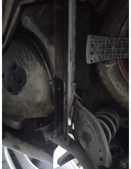 Recambio de puente trasero para renault clio grandtour exception referencia OEM IAM 8200282089  