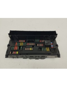 Recambio de caja reles / fusibles para bmw serie 5 lim. (f10) 520d referencia OEM IAM 921086101  
